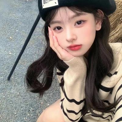 魔女娇妃 封面