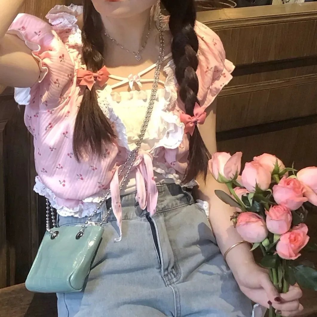 布朗蒂姊妹 封面